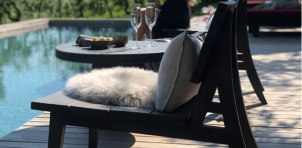 Coffeetable & -chair der TWB Outdoor Concepts
